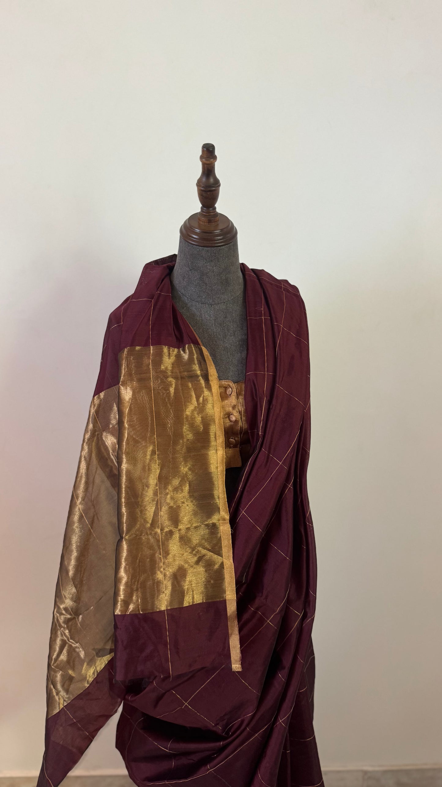 Chanderi sari | Gold checks