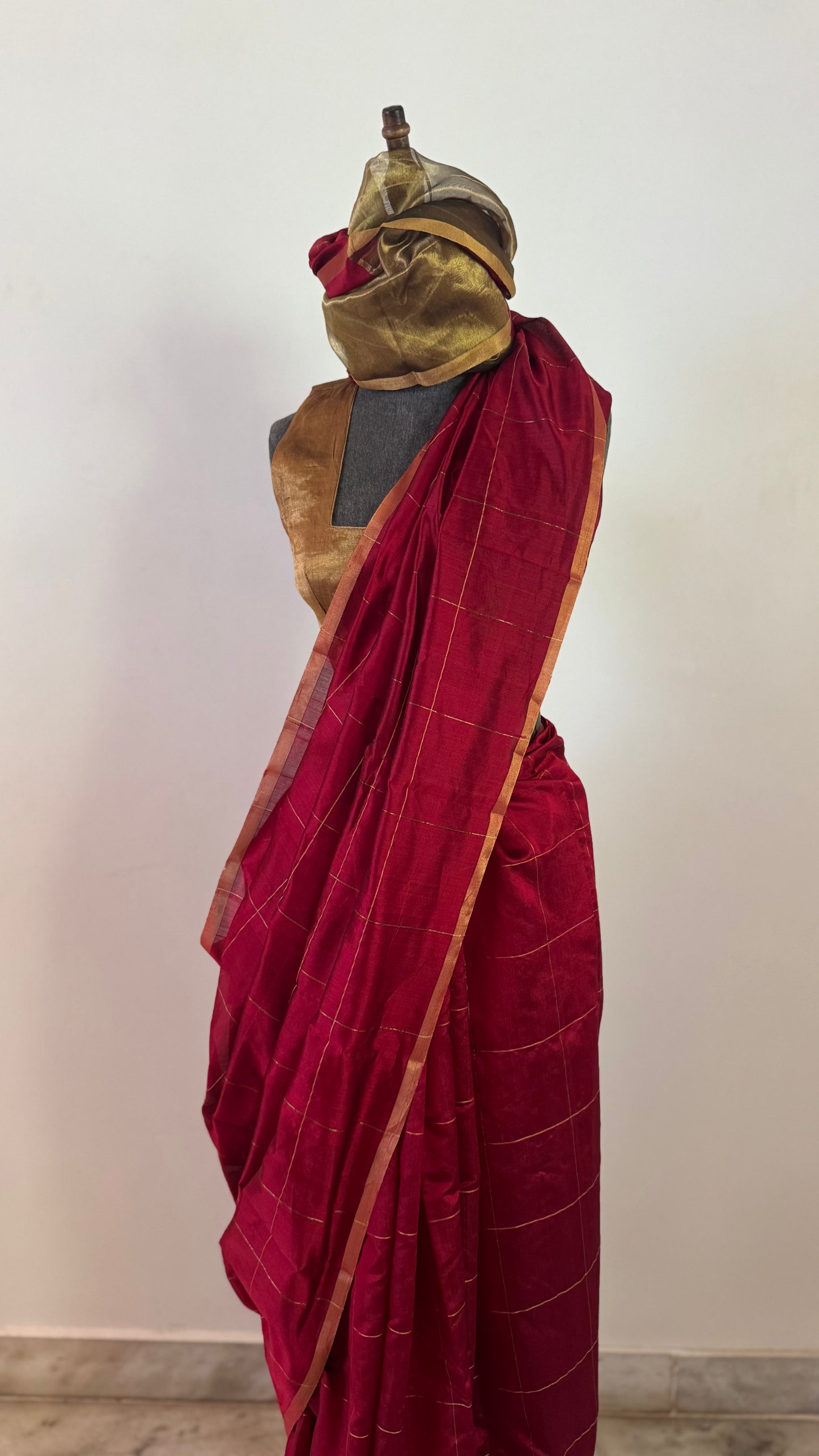 Chanderi sari | Gold checks