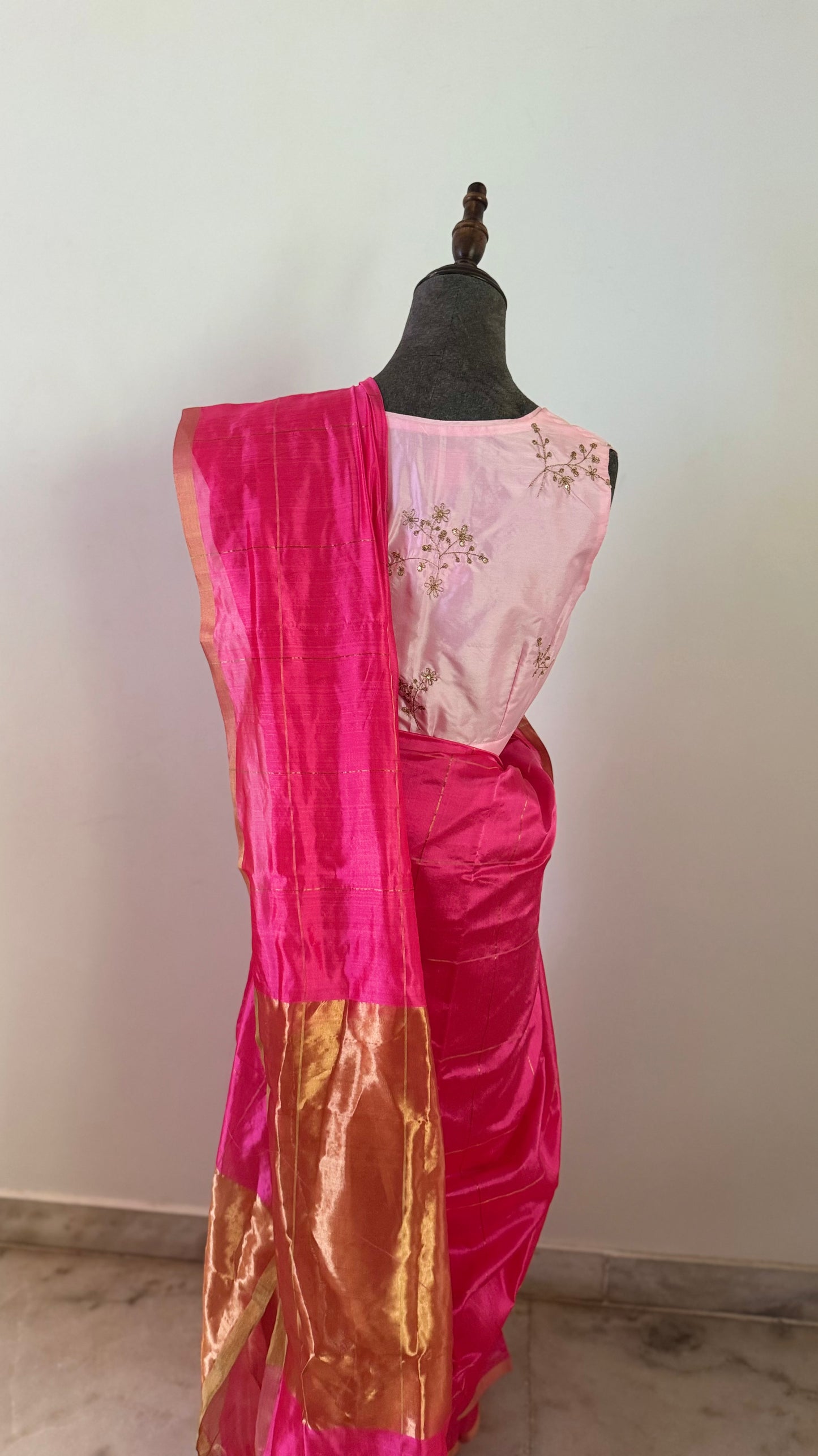 Chanderi sari | Gold checks